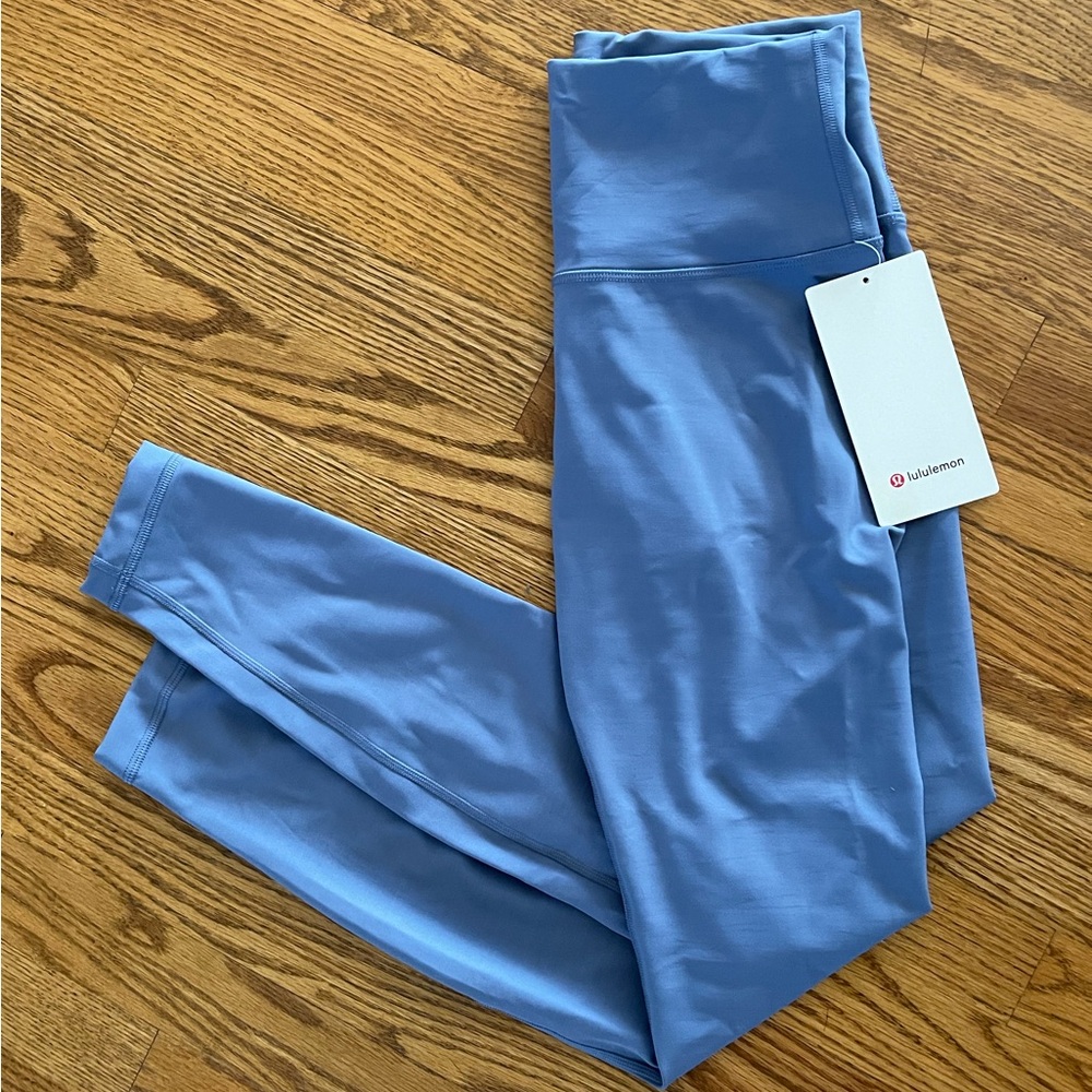 NWT Lululemon Wunder Train HR Tight 28” Leggings Size 8